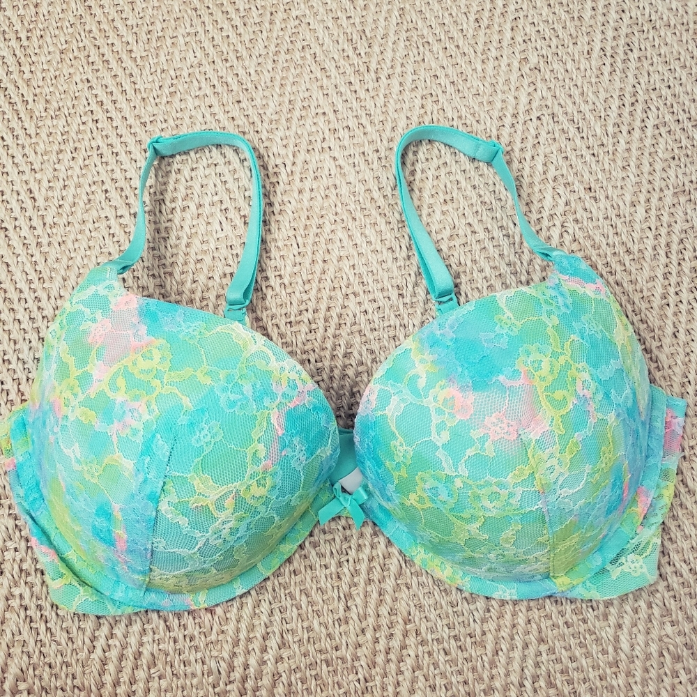 Victoria’s Secret Pristine push-up Colorful Aqua bra